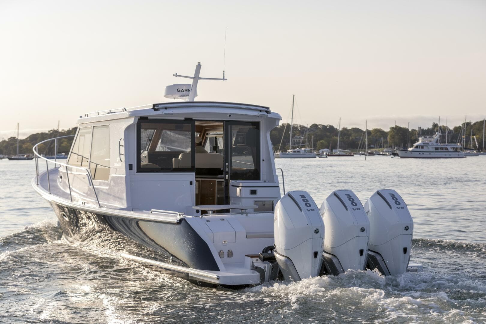 2026 True North 39 Outboard Express