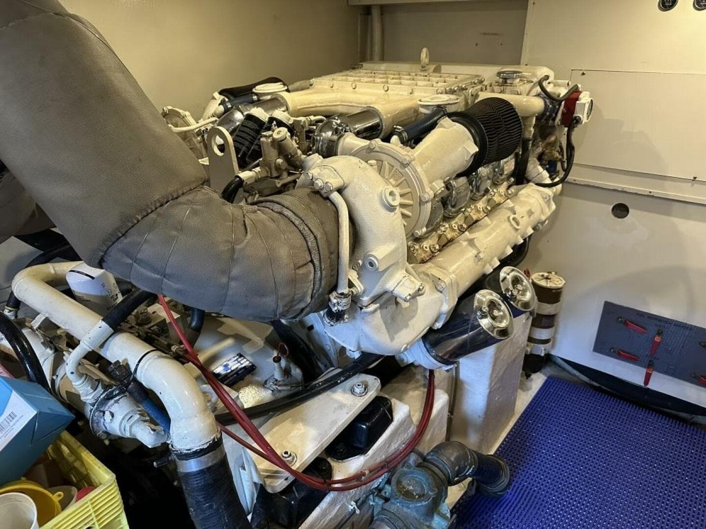 1993 West Bay Pilothouse