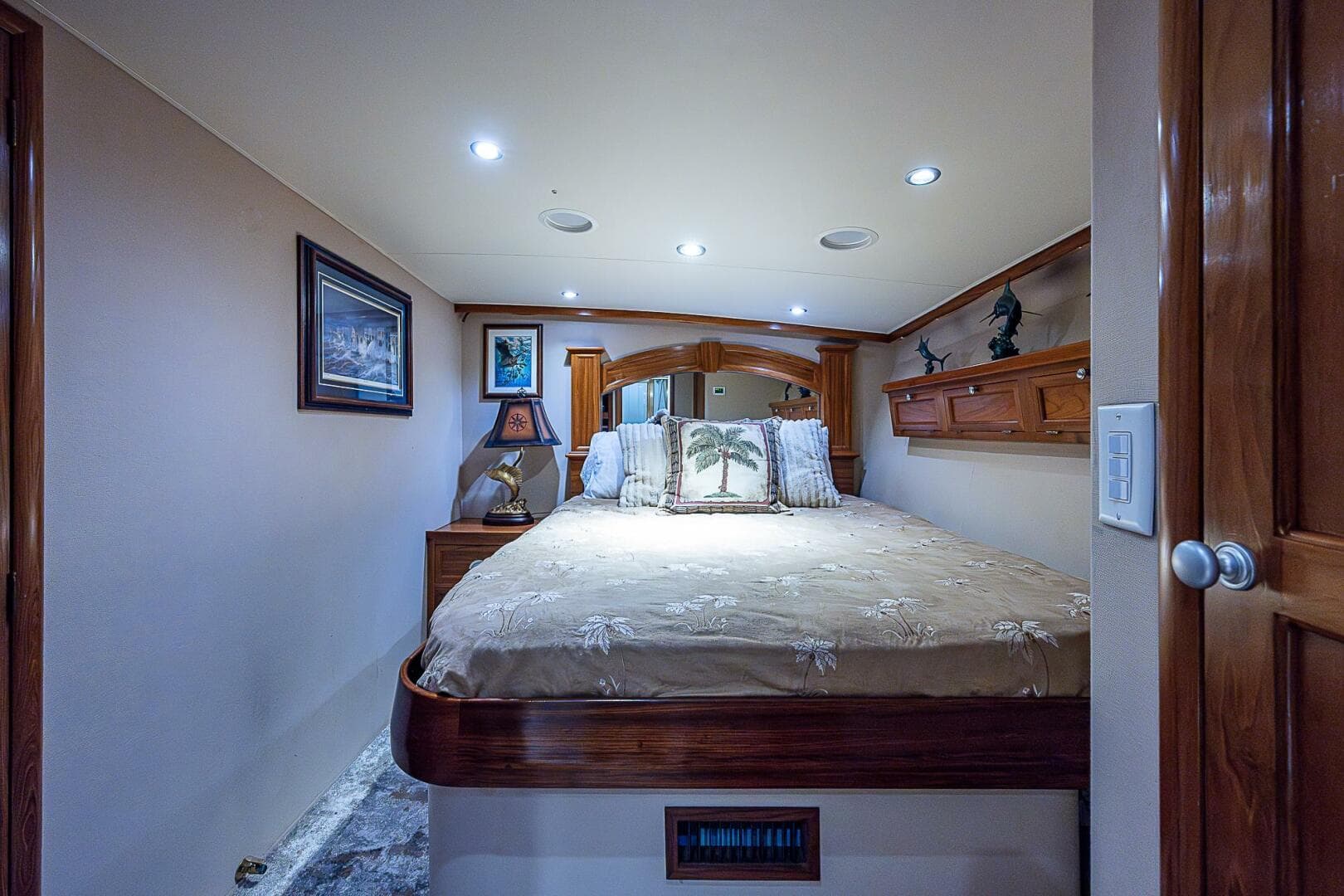 2005 Custom Carolina 