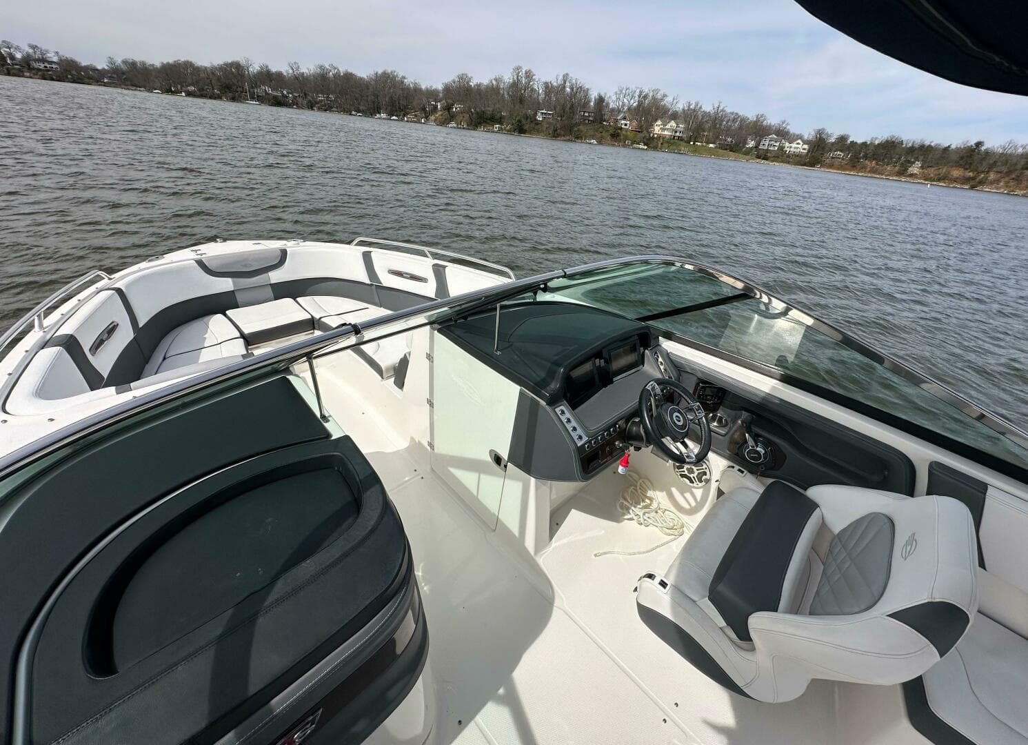 2019 Chaparral 297 SSX