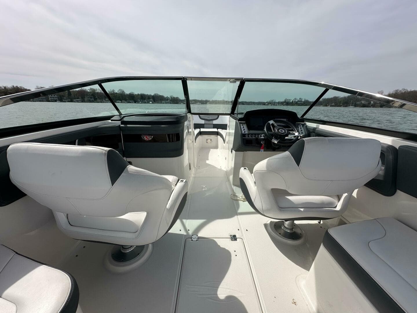 2019 Chaparral 297 SSX