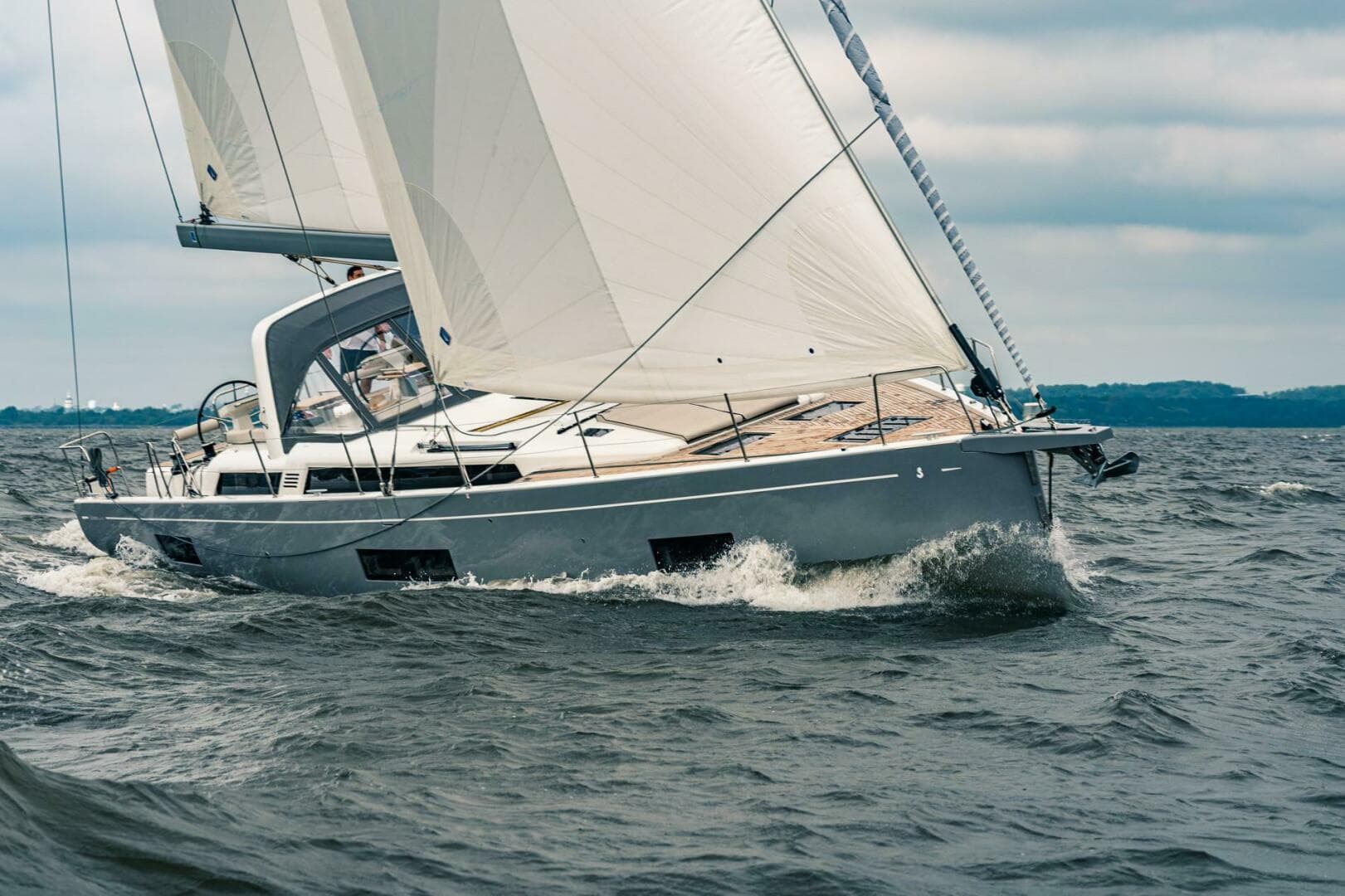 2025 BENETEAU Oceanis Yacht 54