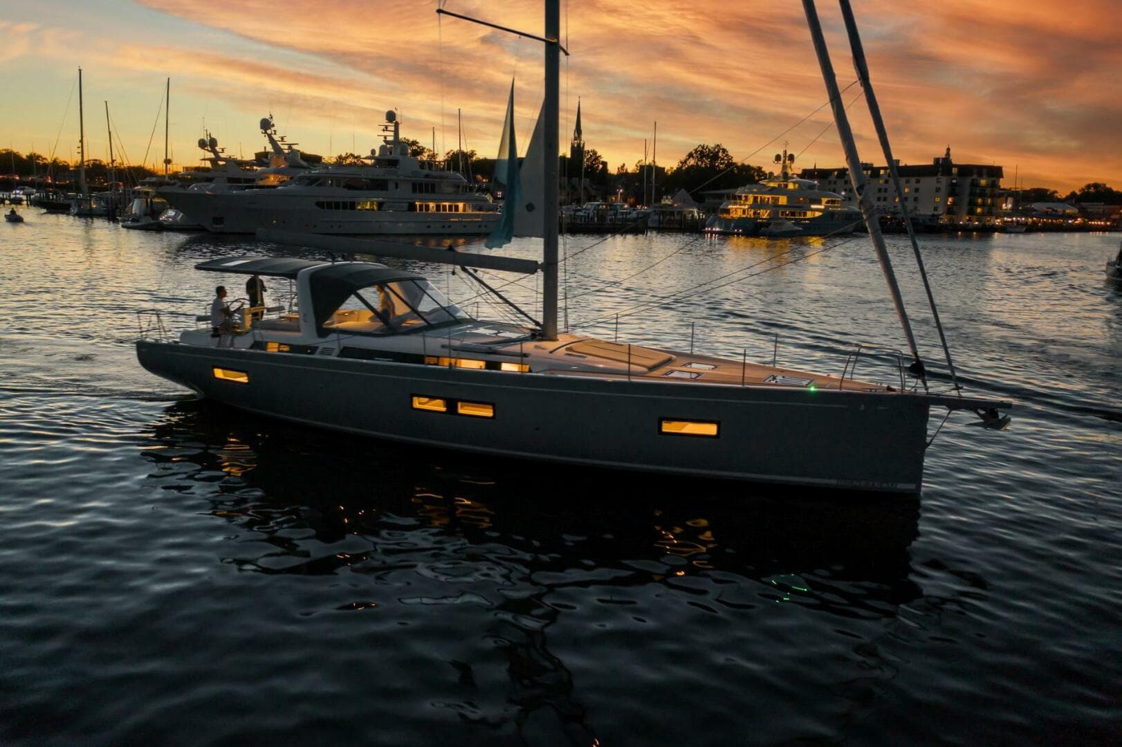 2025 BENETEAU Oceanis Yacht 54