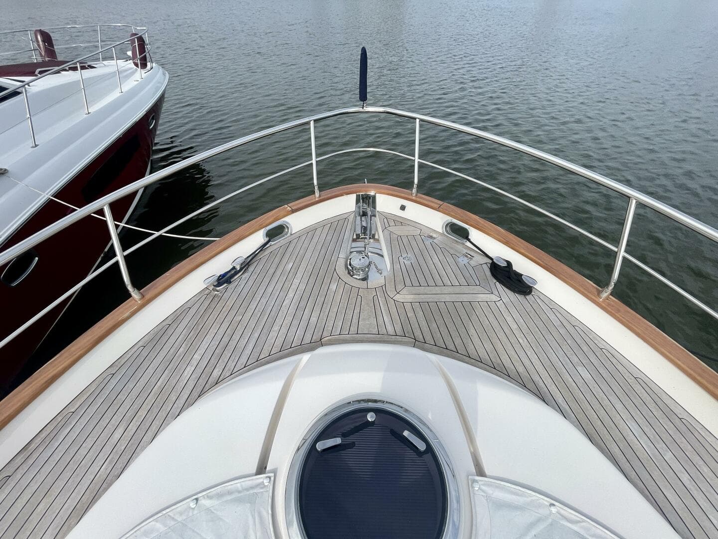 2017 Chris-Craft Commander 42