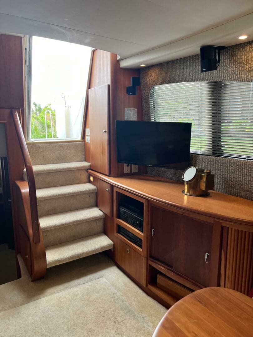 2002 Silverton 39 Motor Yacht