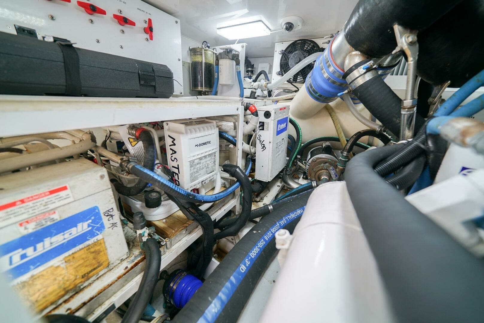 2007 Viking 45 Convertible Bad Habits