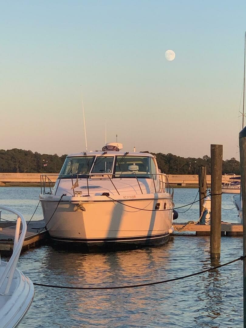 2007 Tiara Yachts 390 Sovran