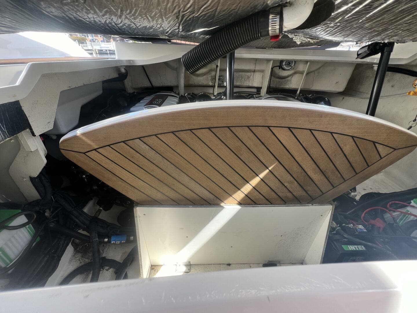 2018 Sea Ray 310 SLX