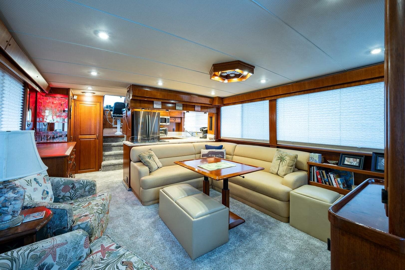1986 Tollycraft Pilothouse