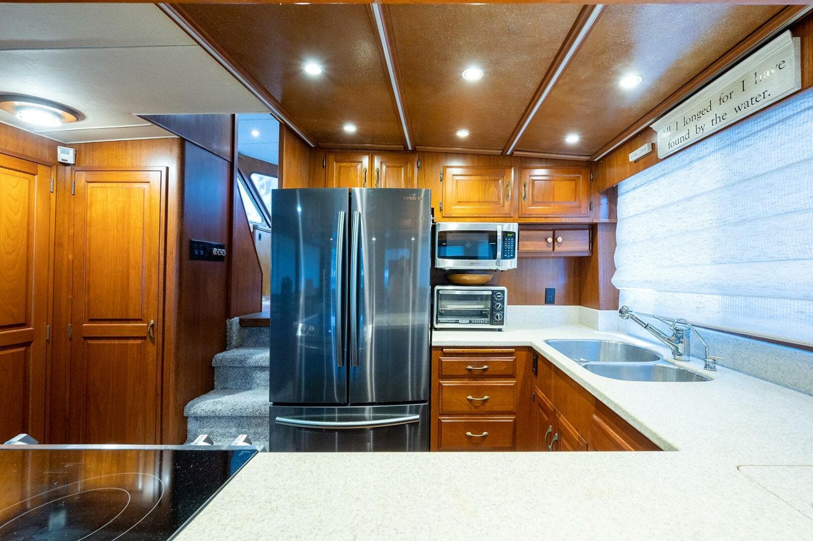 1986 Tollycraft Pilothouse