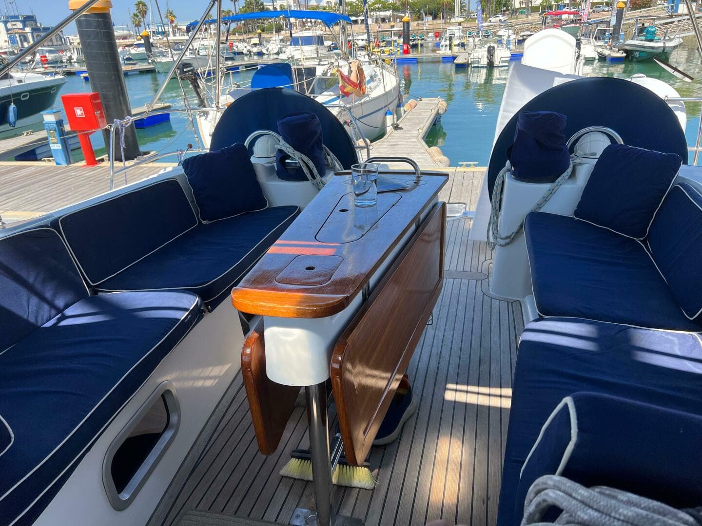 2005 Beneteau Oceanis Clipper 523