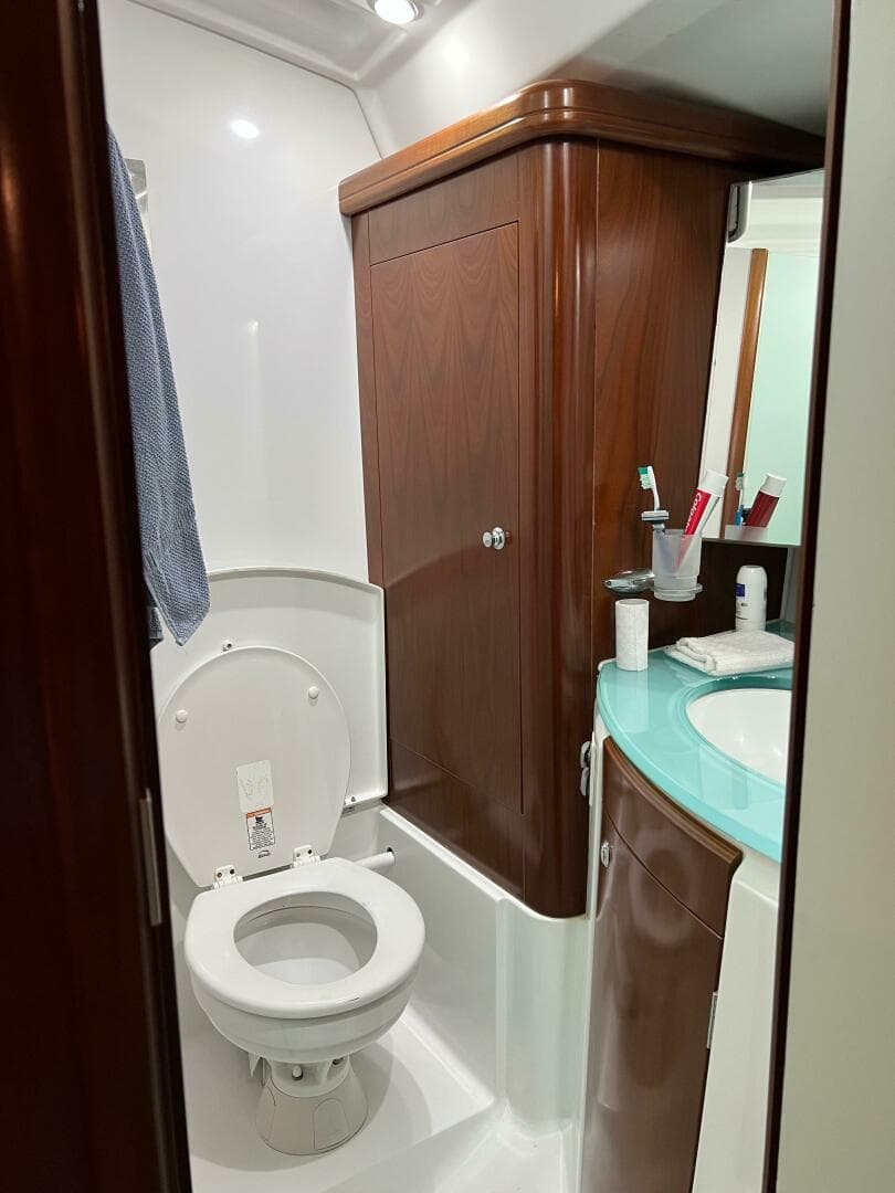 2005 Beneteau Oceanis Clipper 523