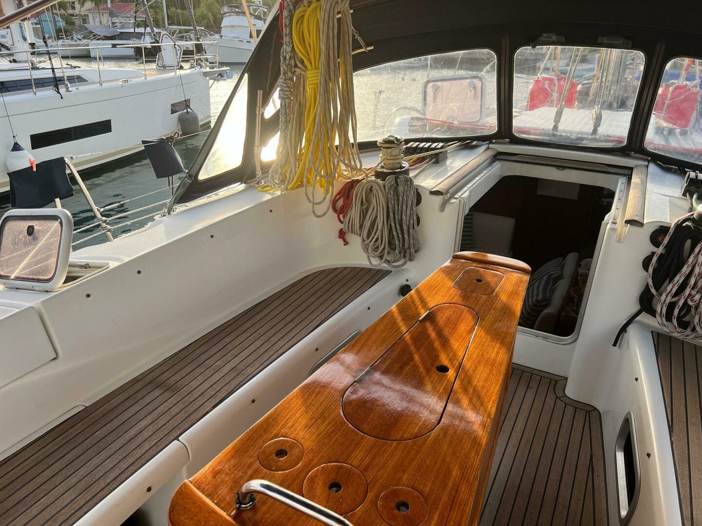 2005 Beneteau Oceanis Clipper 523