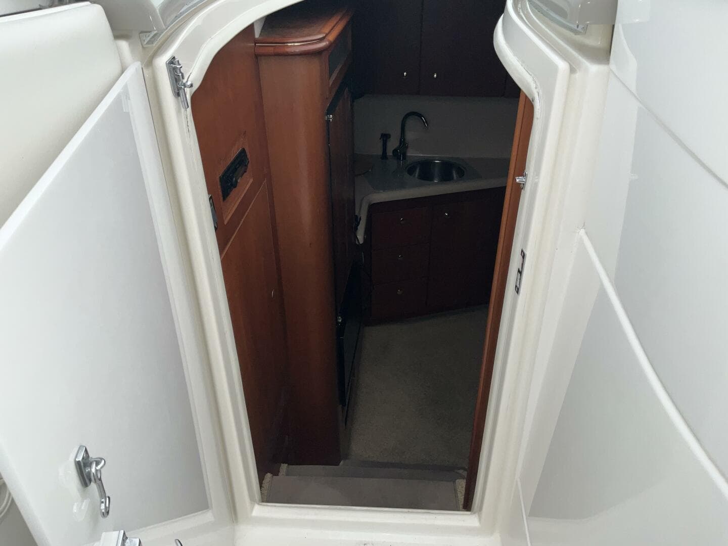 2002 Cruisers 35 Express