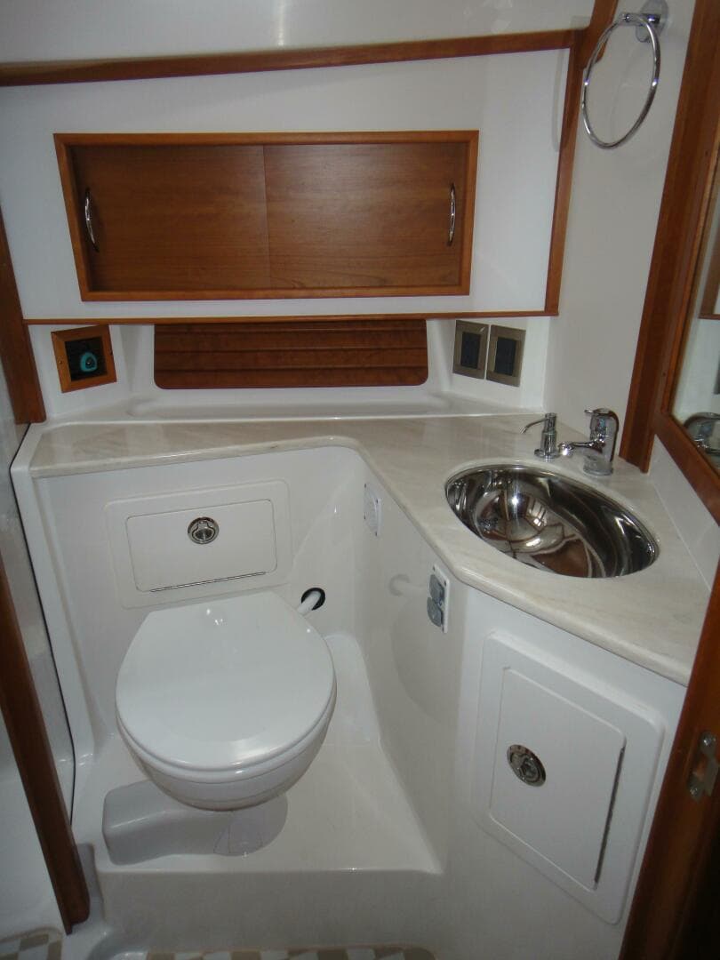 2018 Sabre 48 Salon Express