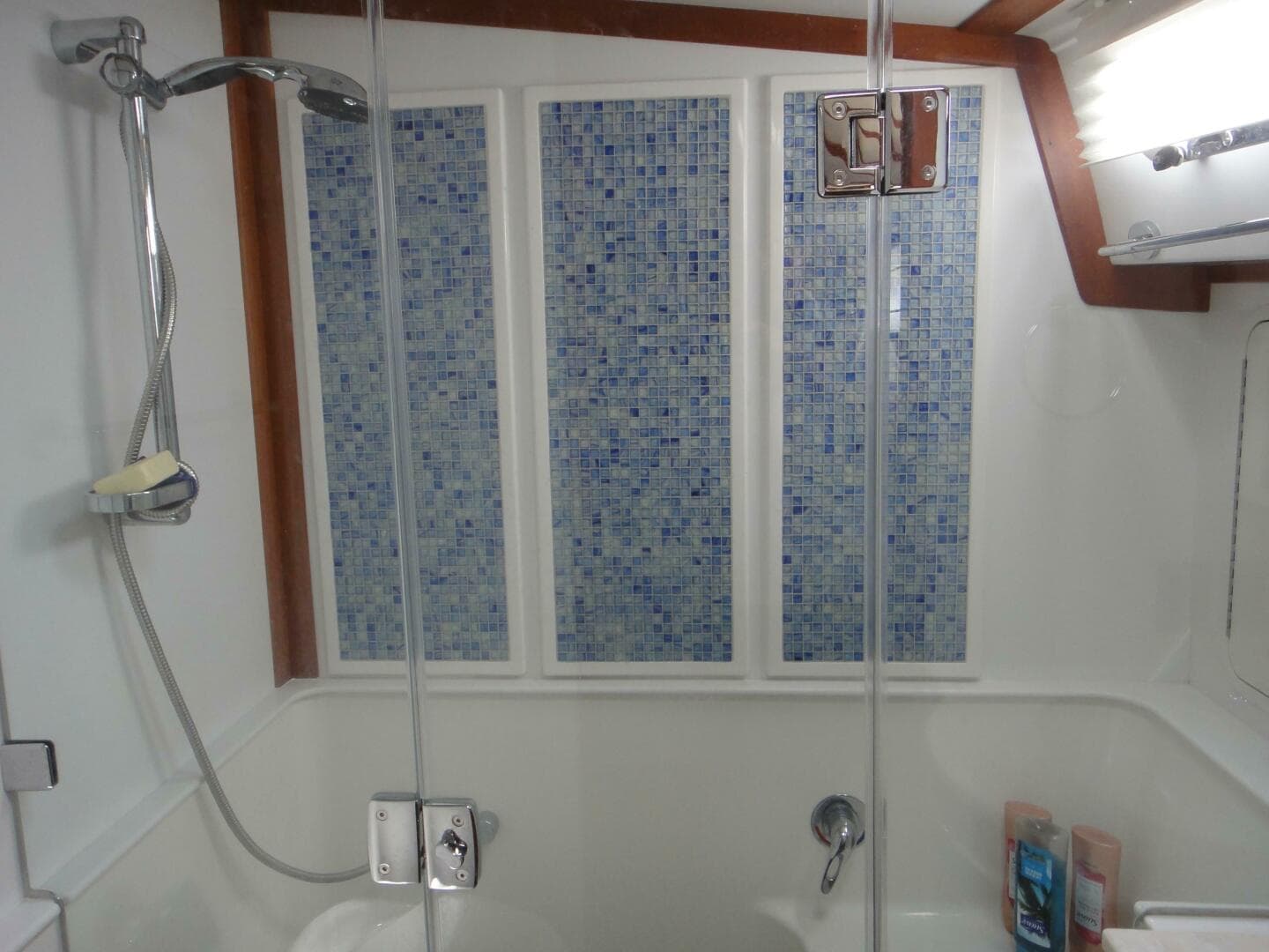 2018 Sabre 48 Salon Express