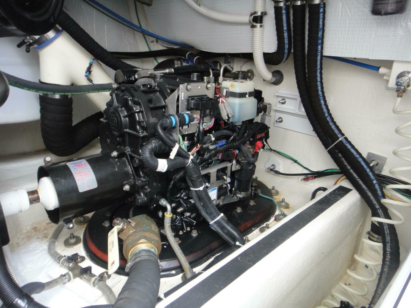 2018 Sabre 48 Salon Express