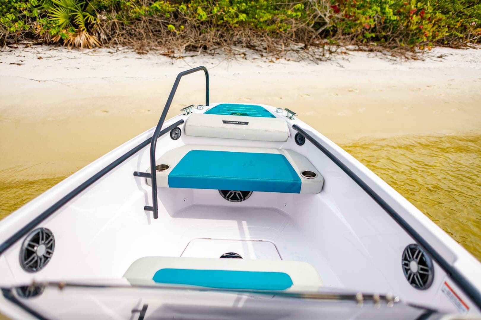 2022 Axopar 22 Spyder X Jobe Revolve