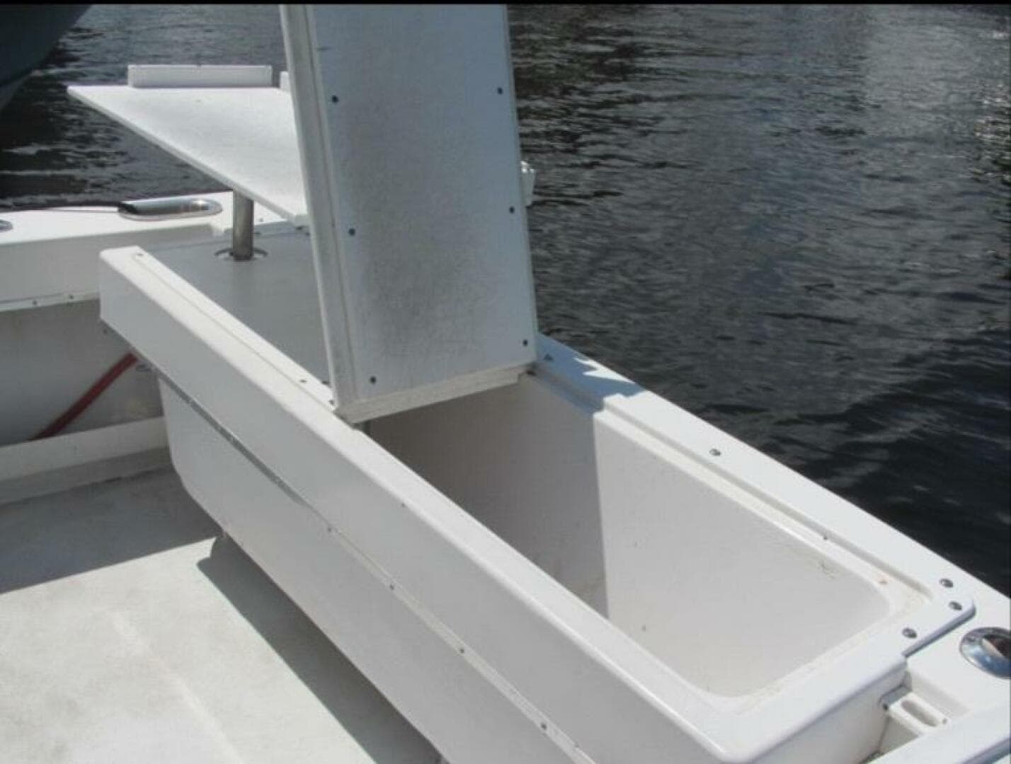 1997 Island Hopper Center Console w/Cuddy Cabin