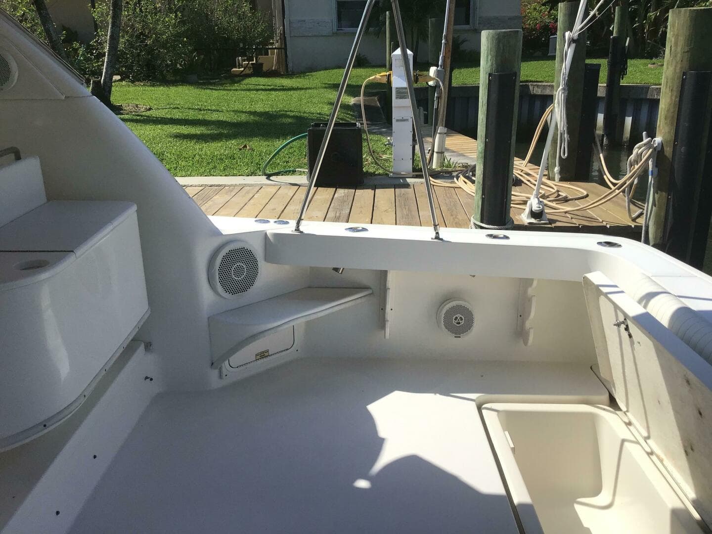 1997 Sea Ray 370 Express