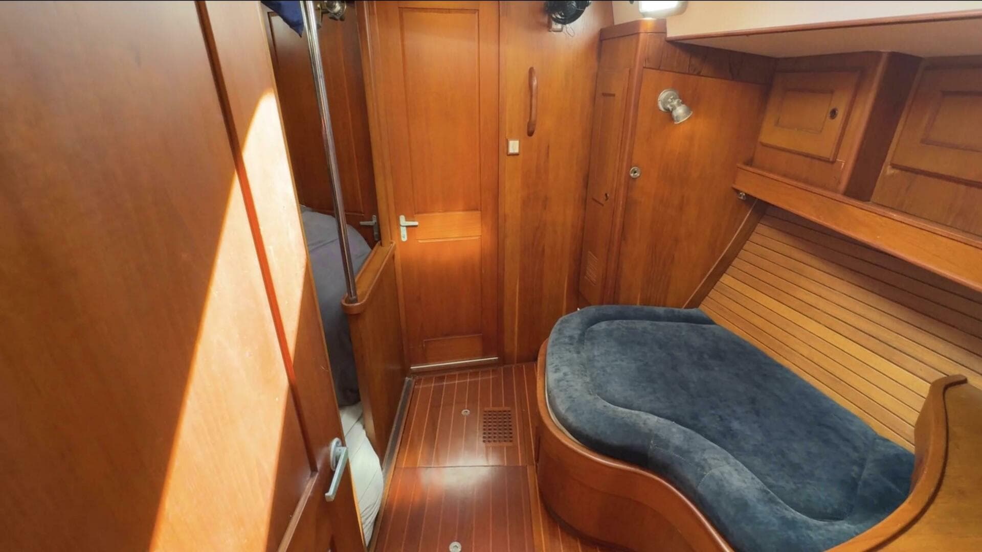 1984 Camper & Nicholsons 58