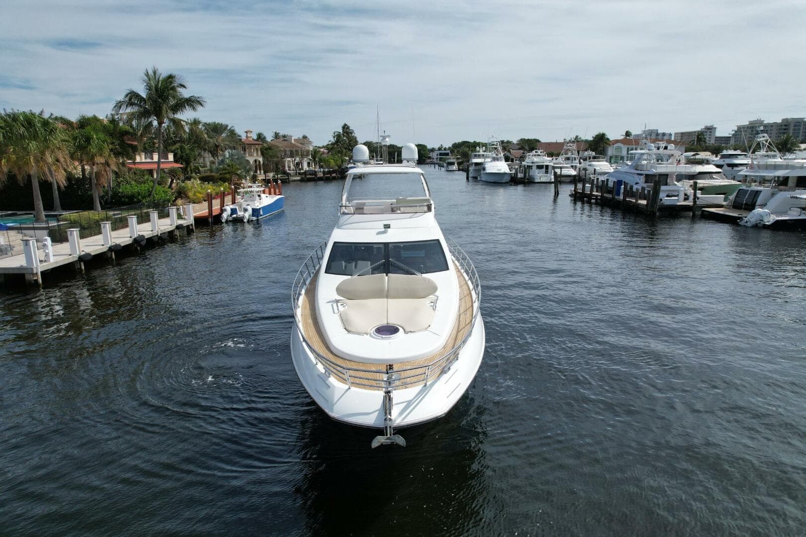 2015 Azimut 64 Flybridge