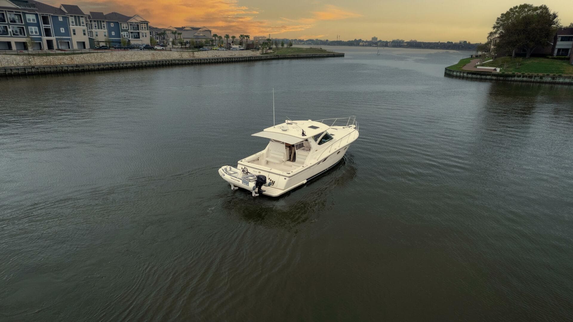 2004 Tiara 3800 Express Sweet & Salty