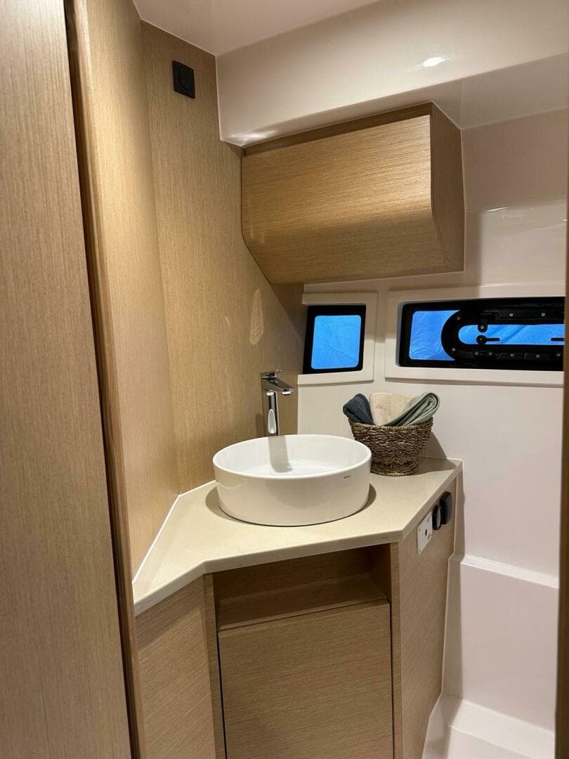 2023 Vento V30 HT Weekender