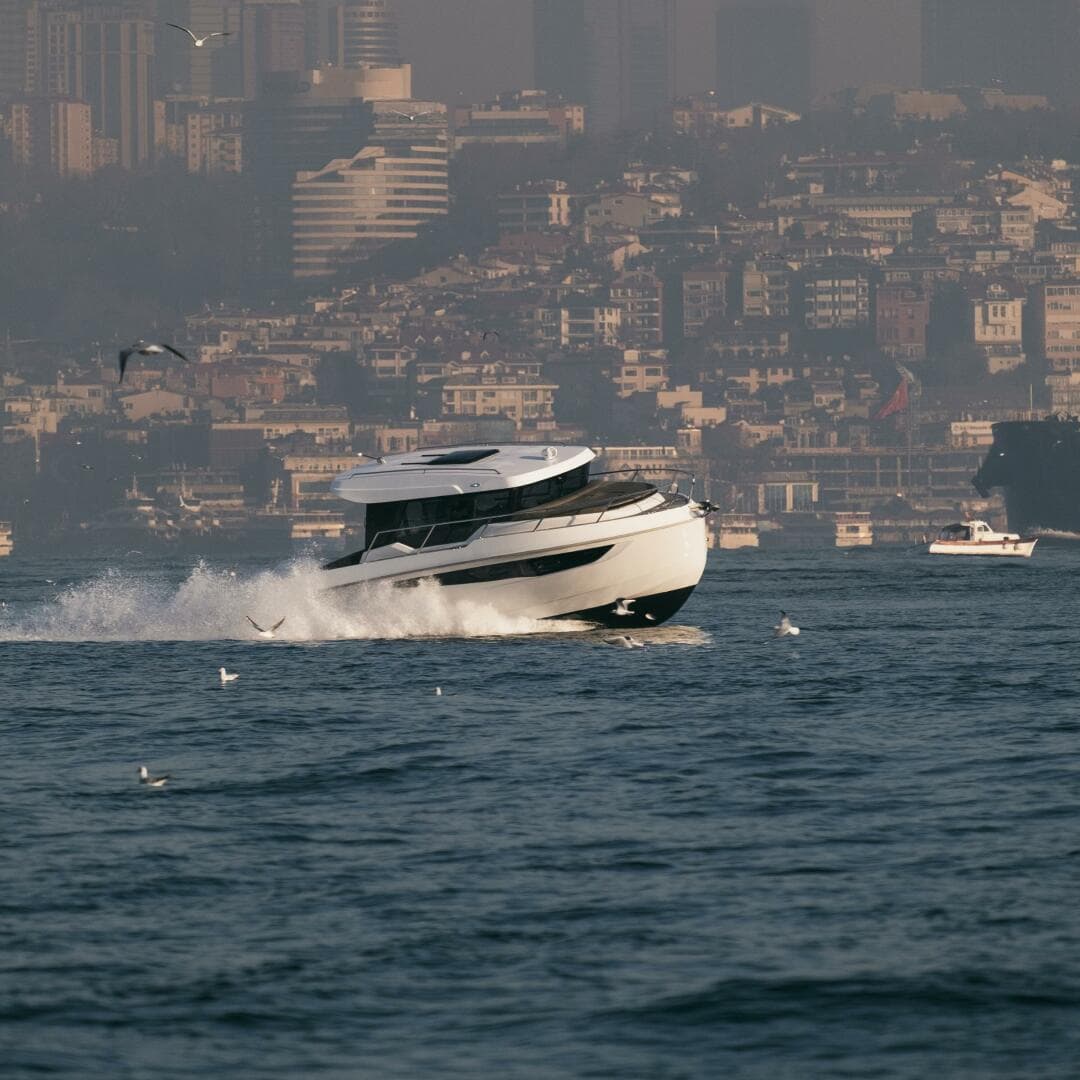 2023 Vento V30 HT Weekender