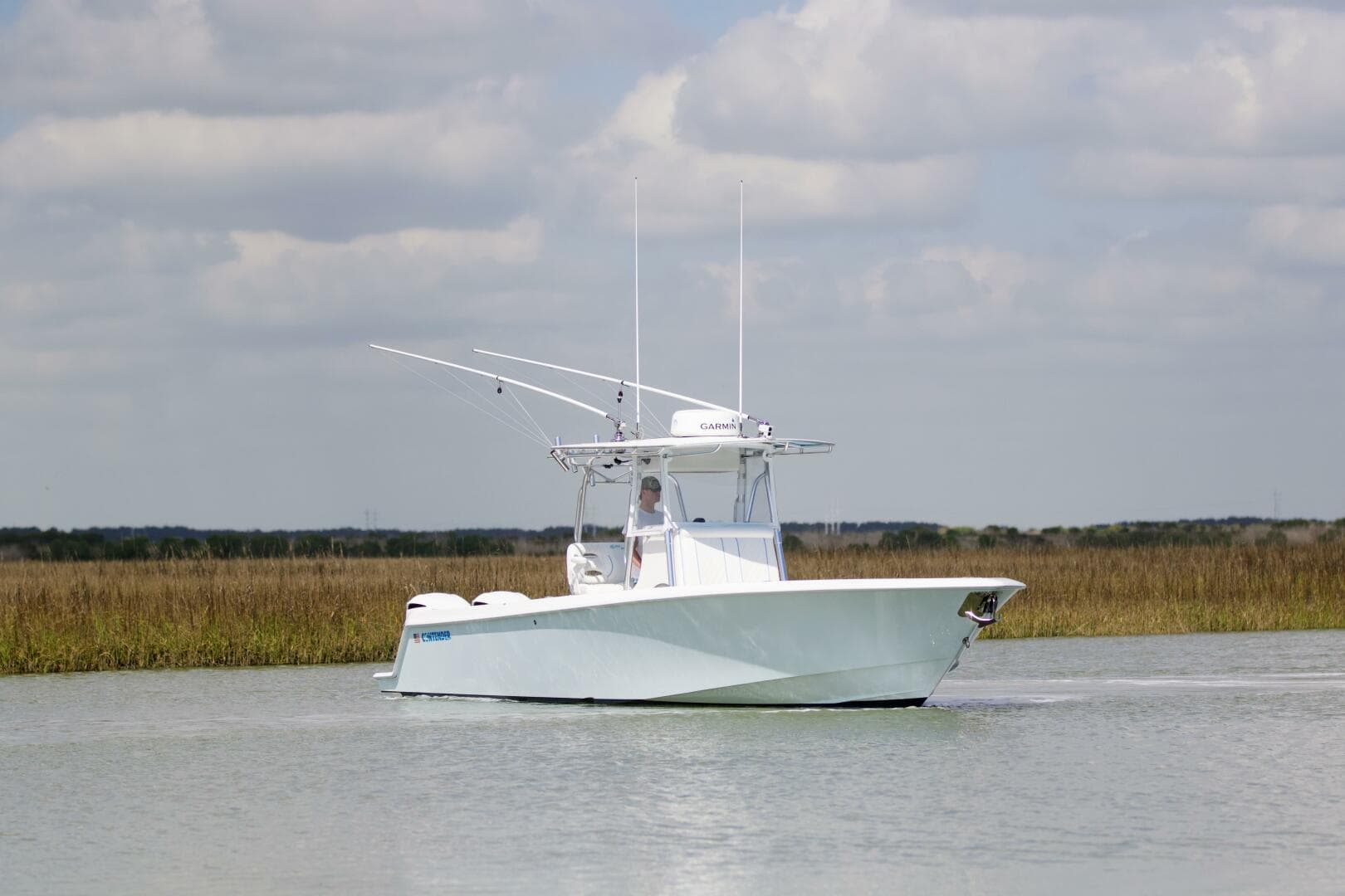 32 Contender 32ST- Profile 