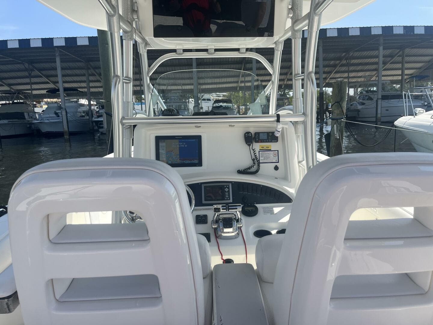 2008 Boston Whaler 32 Outrage