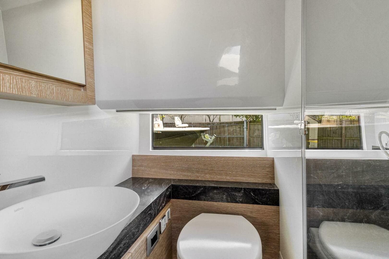 2023 Astondoa 377 Coupe Outboard