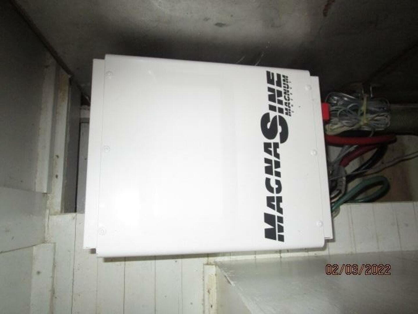 48' Camargue inverter1