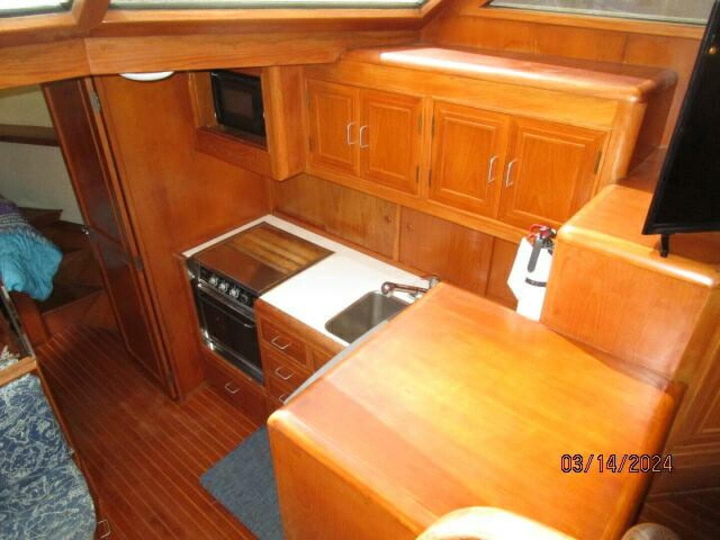 48' Camargue galley1