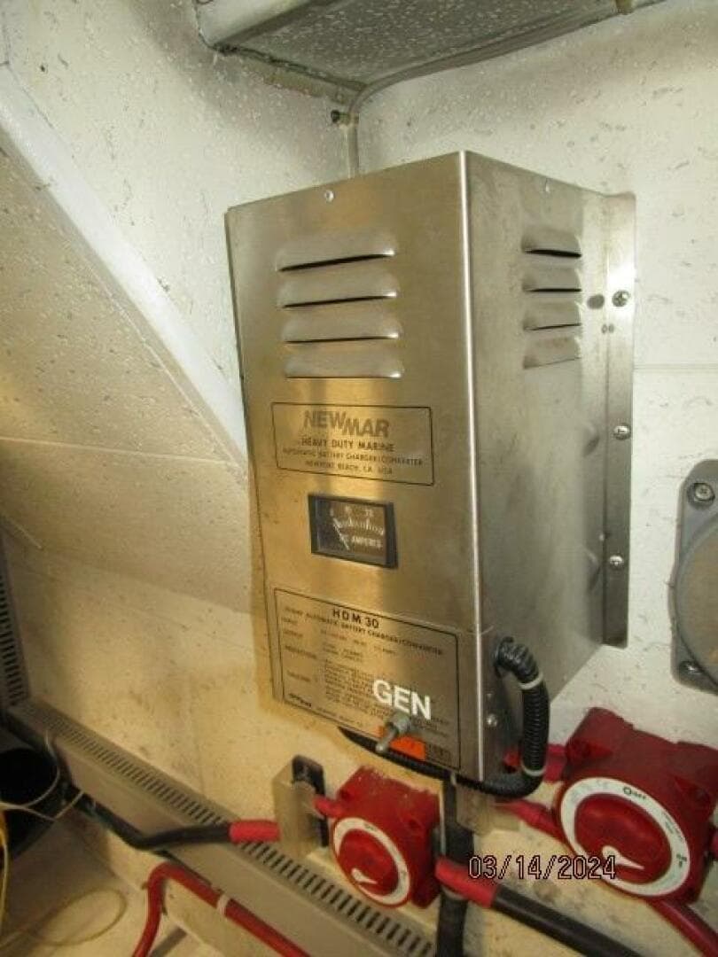 48' Camargue battery charger