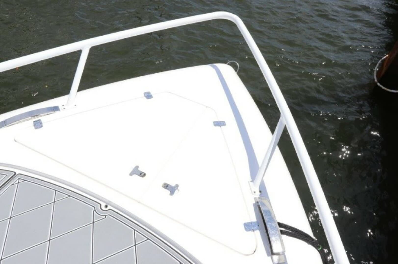 2019 Intrepid 475 Sport Yacht