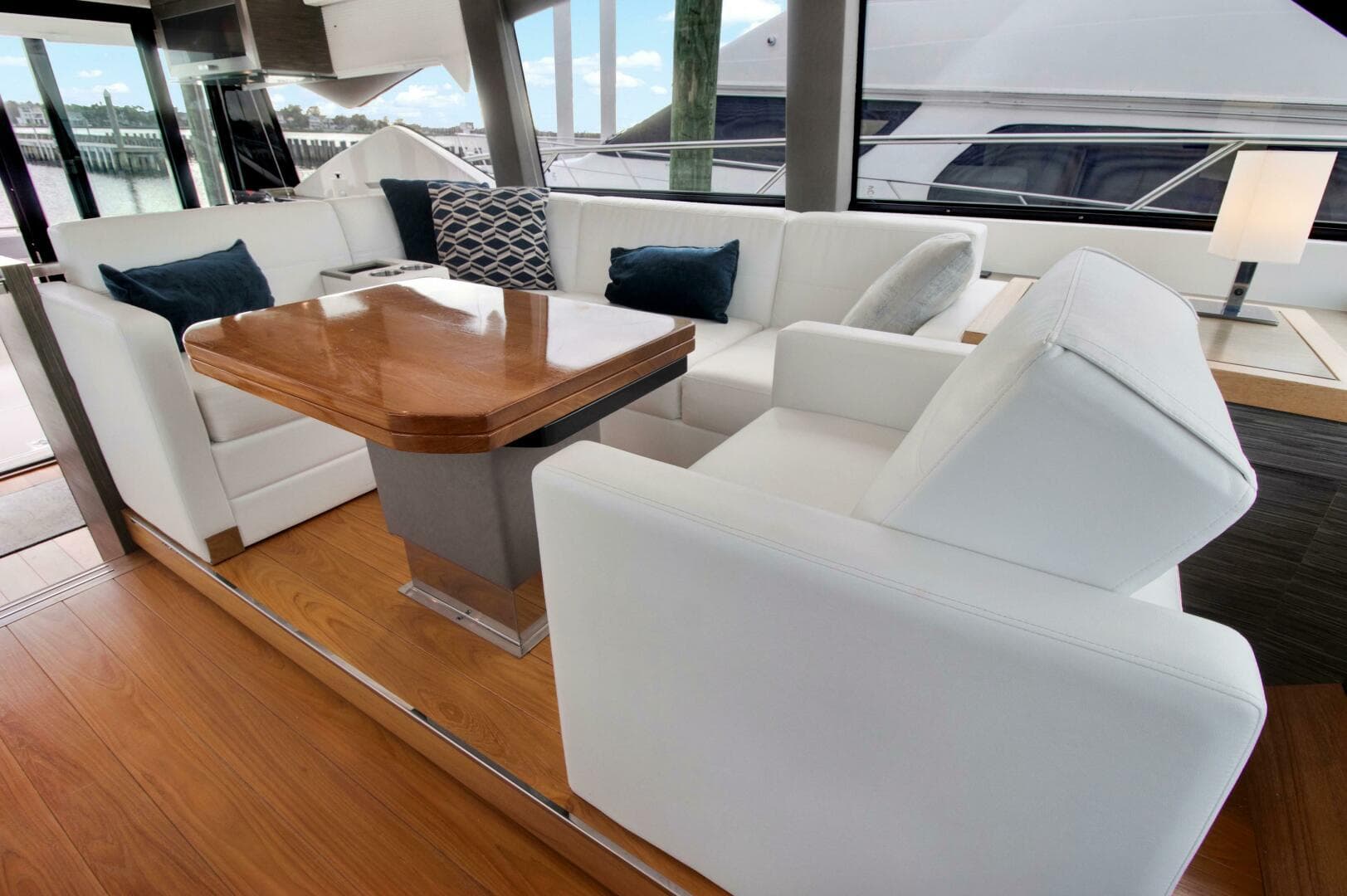 2019 Tiara Yachts 53 Coupe