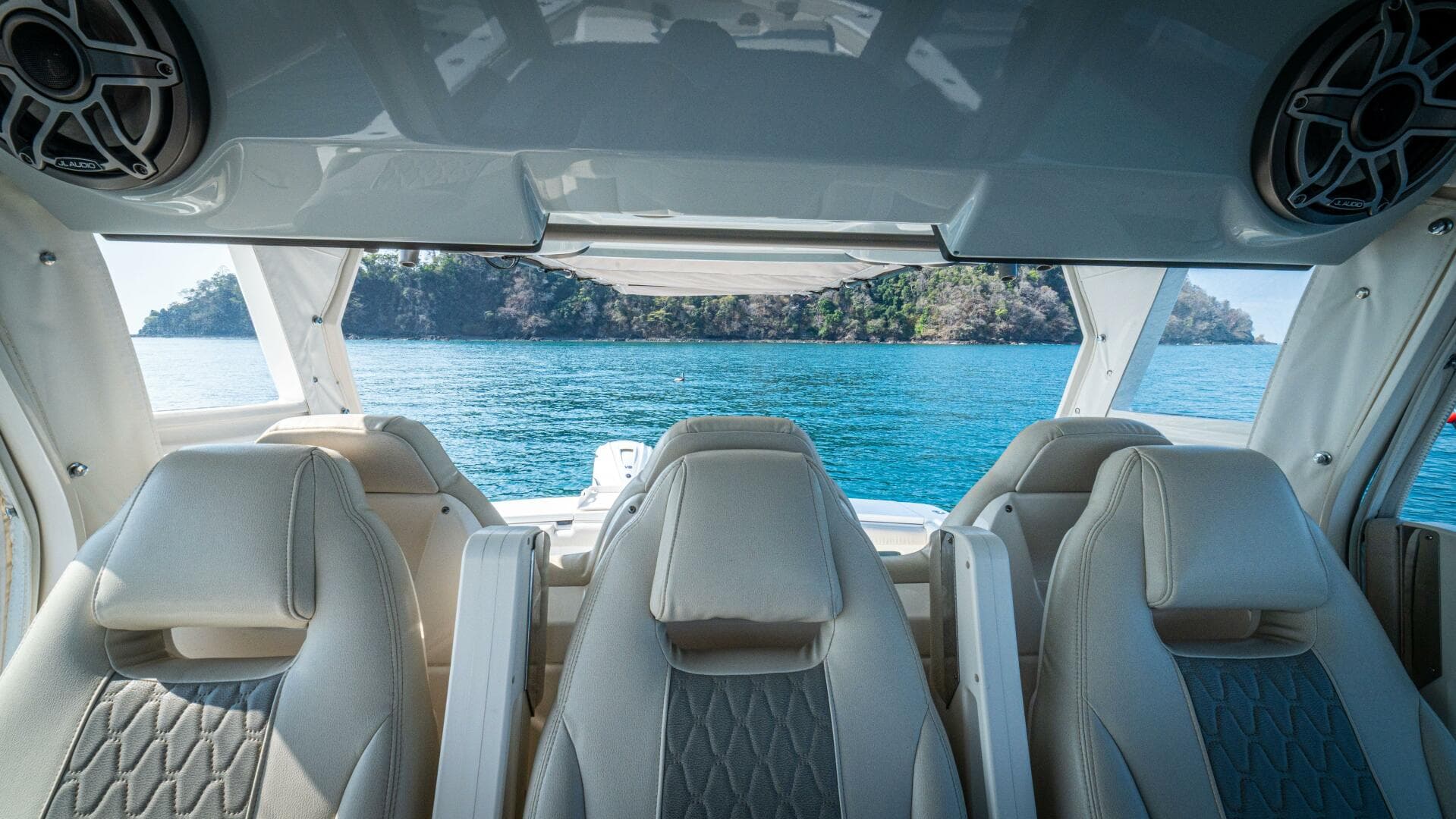 2021 41 Solace Center Console - La Otra Vida