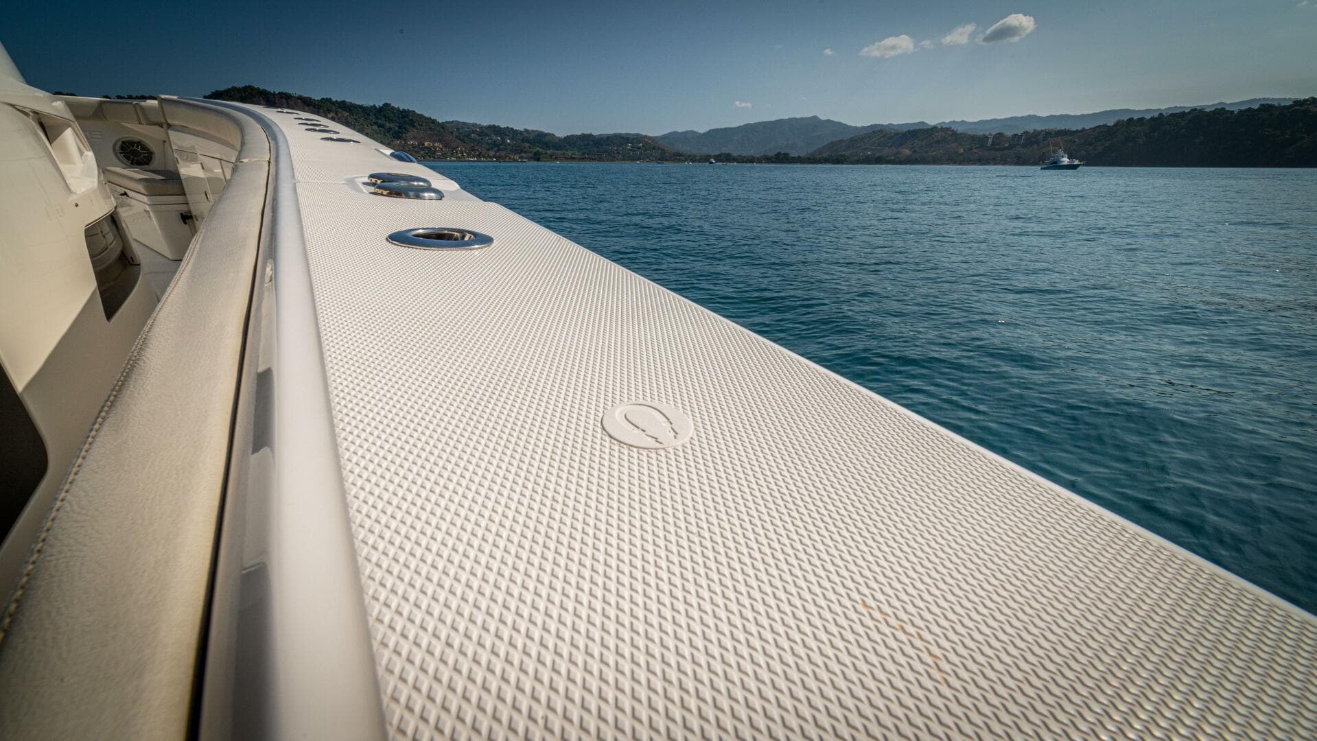 2021 41 Solace Center Console - La Otra Vida