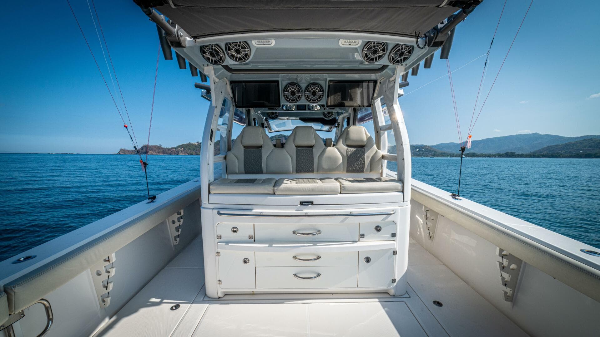 2021 41 Solace Center Console - La Otra Vida