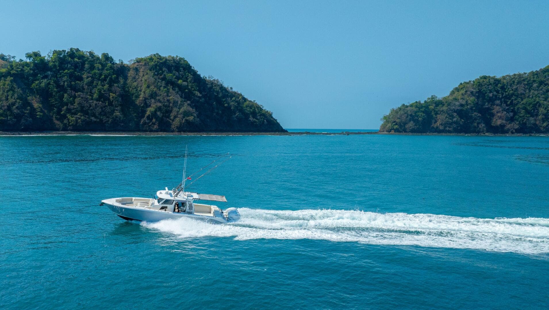 2021 Solace 41 Center Console