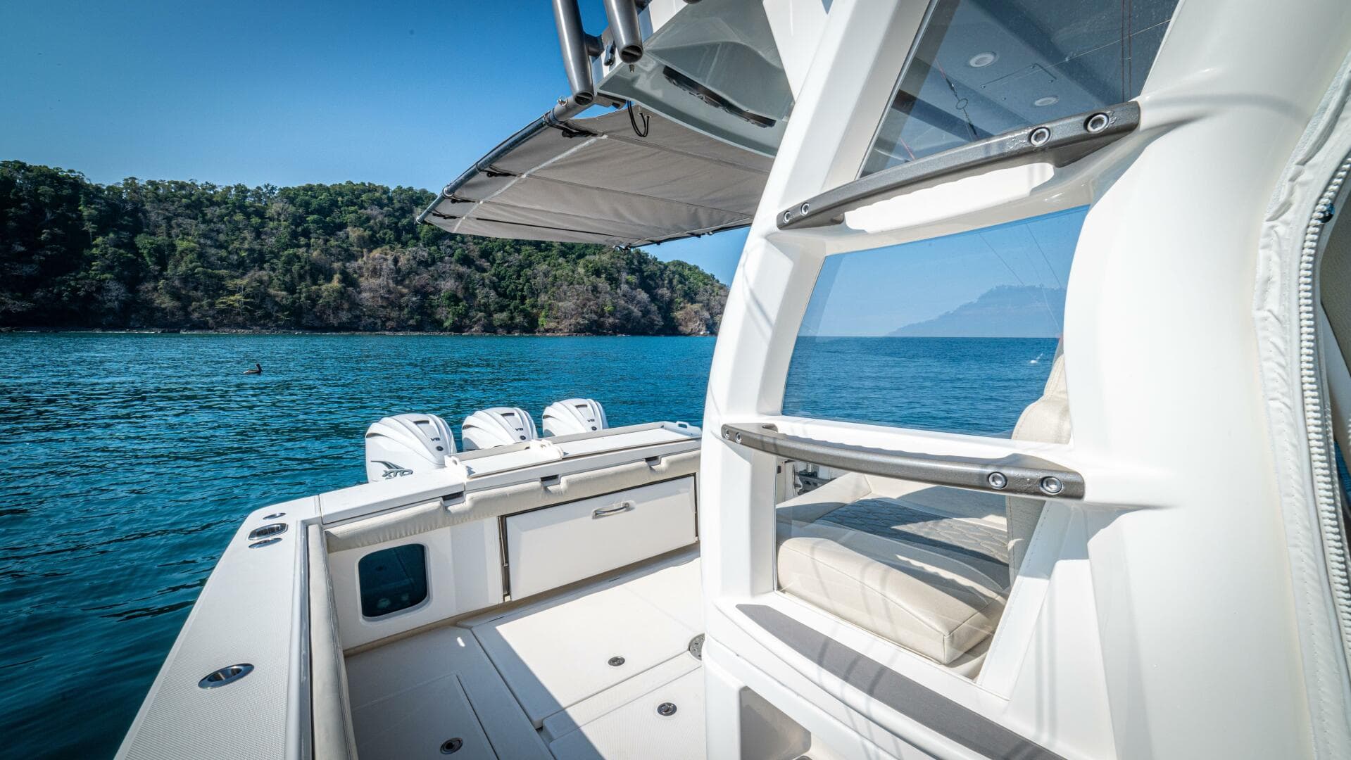 2021 41 Solace Center Console - La Otra Vida