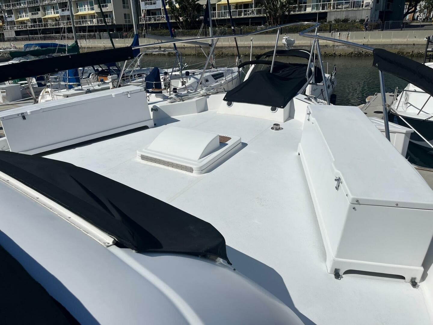 1986 Hatteras 70' Cockpit Motor Yacht