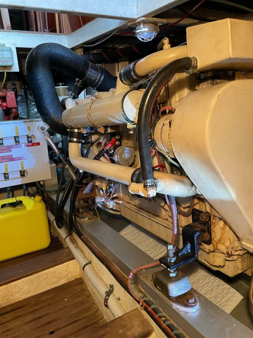 1990 Grand Banks 42 Classic