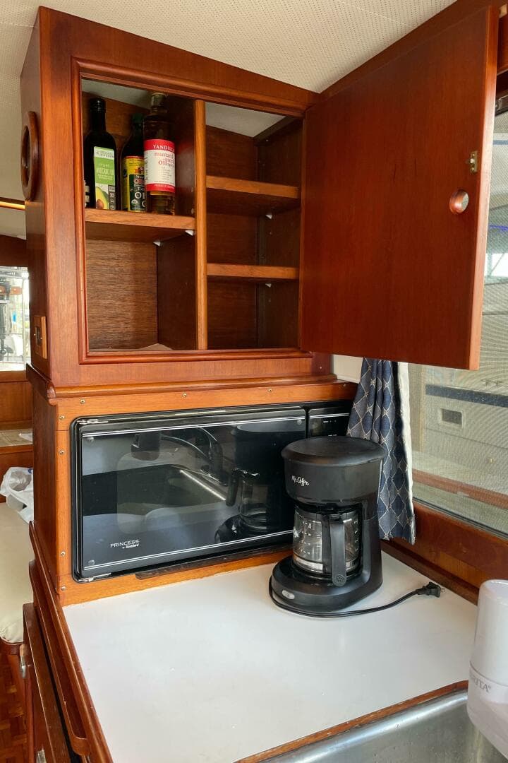 1990 Grand Banks 42 Classic