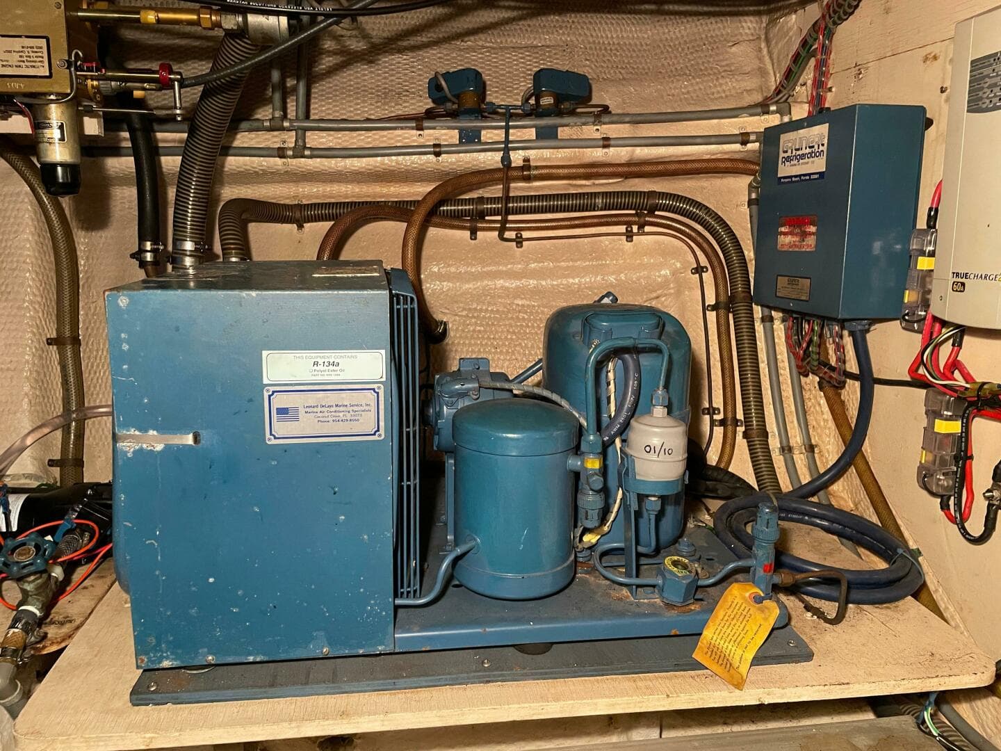 1990 Grand Banks 42 Classic