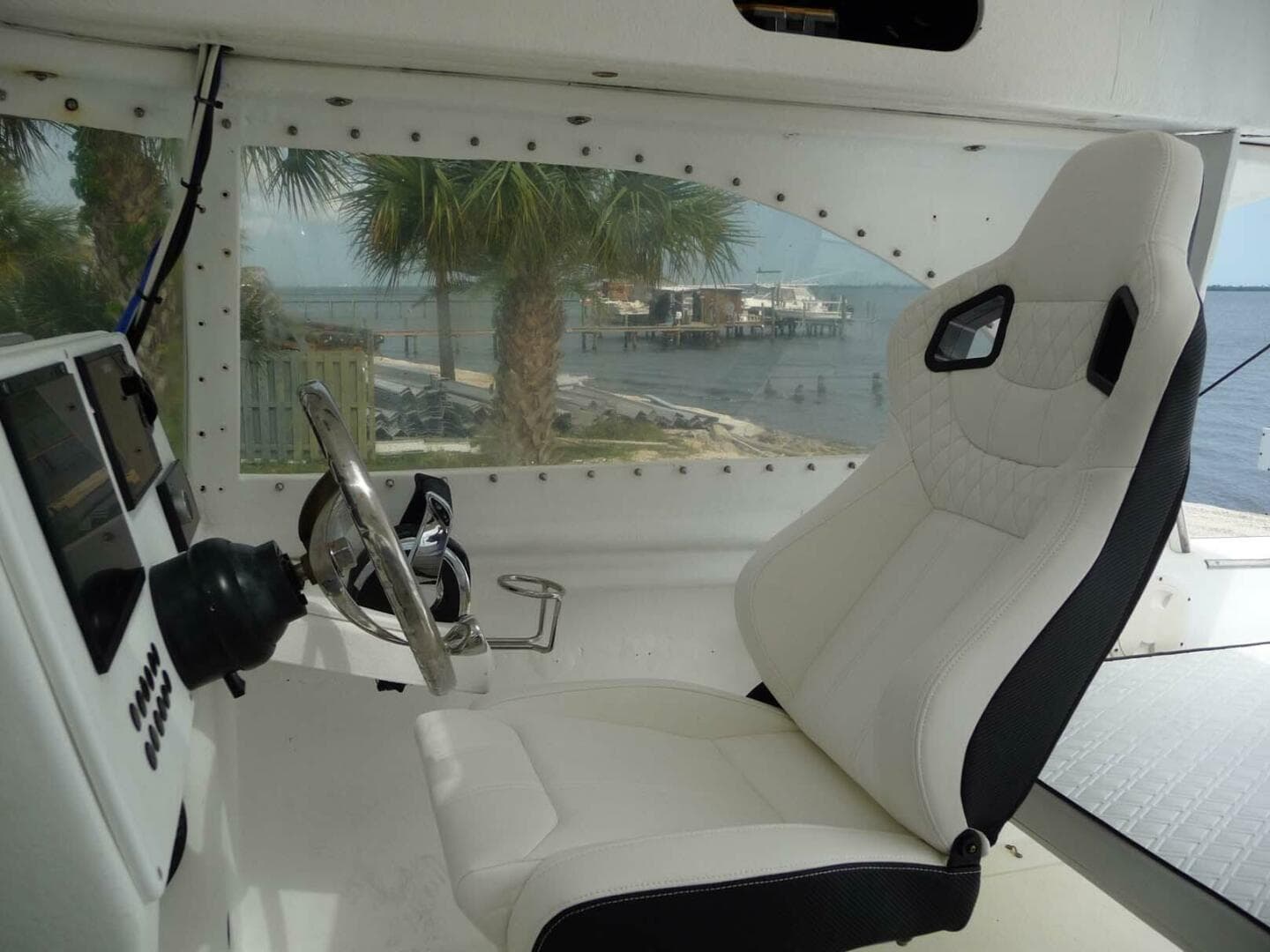 1985 Wellcraft Scarab 34