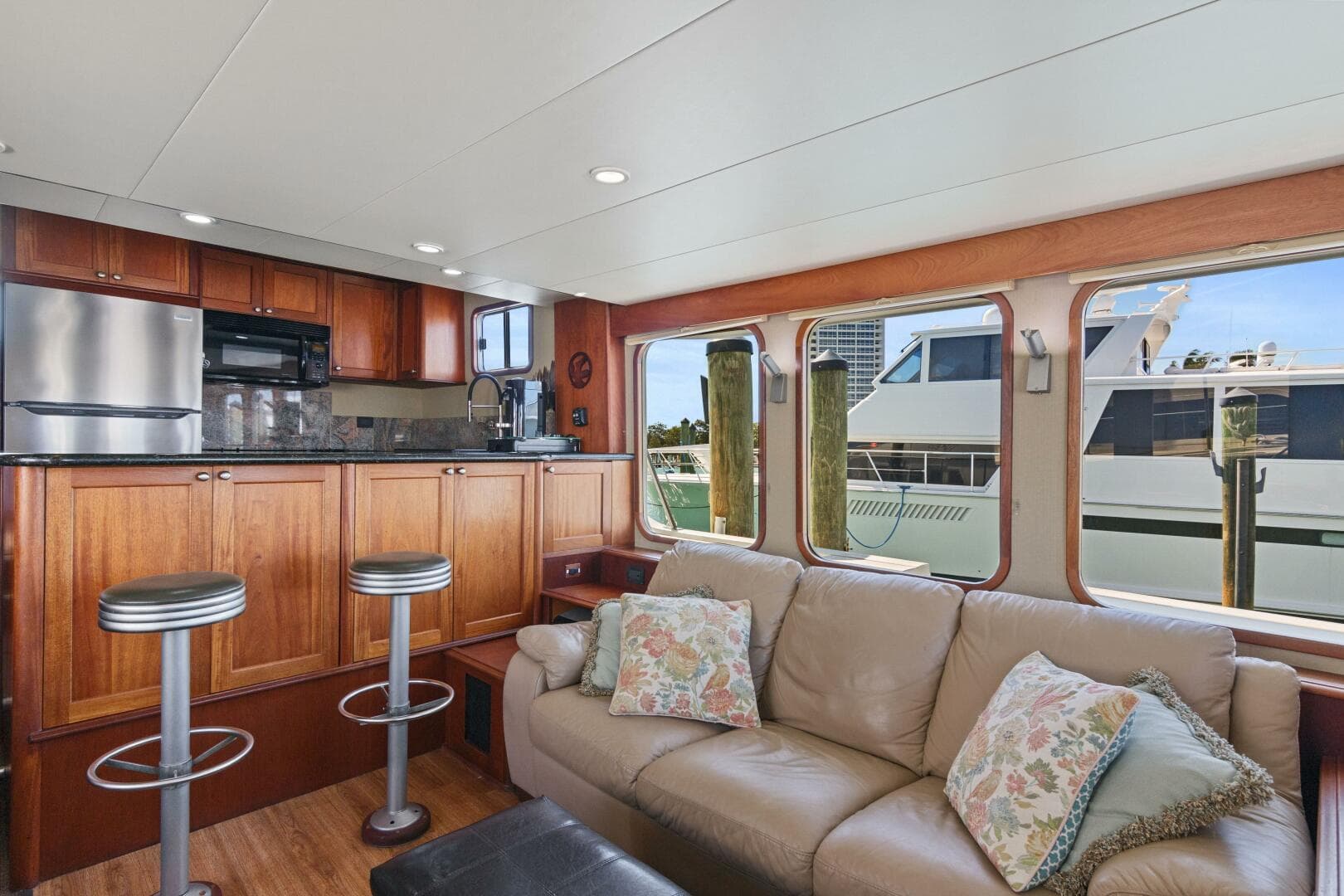 2004 Northern Marine 5700 Expedition