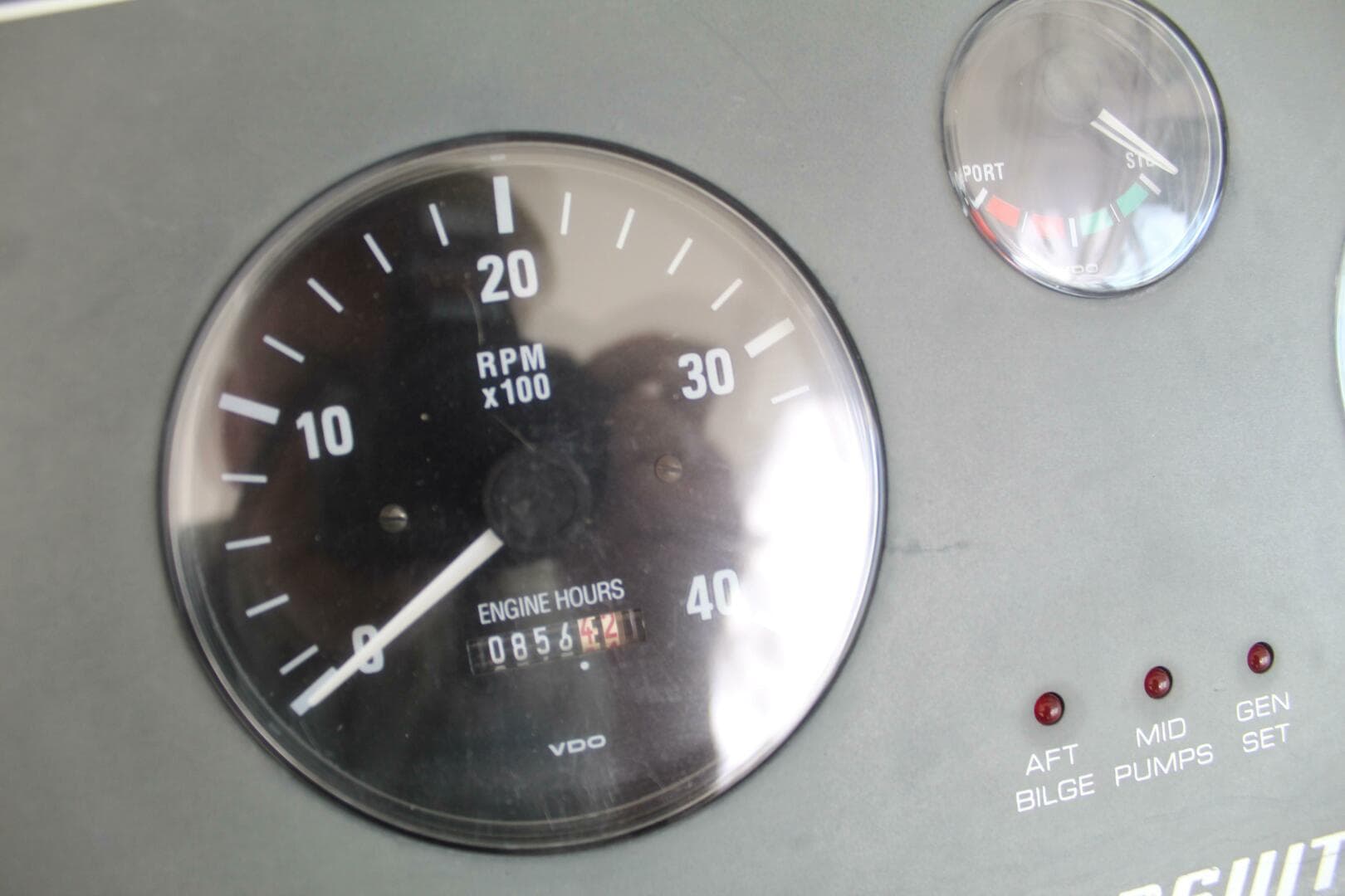 2001 Pursuit 3400 Express