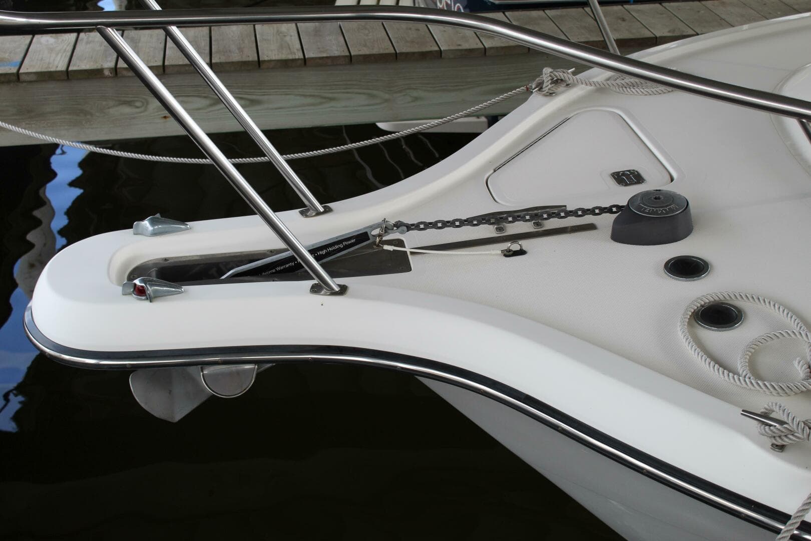 2001 Pursuit 3400 Express